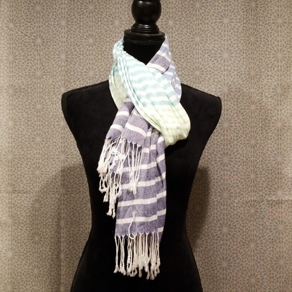 Accessories - Pretty Spring Scarf